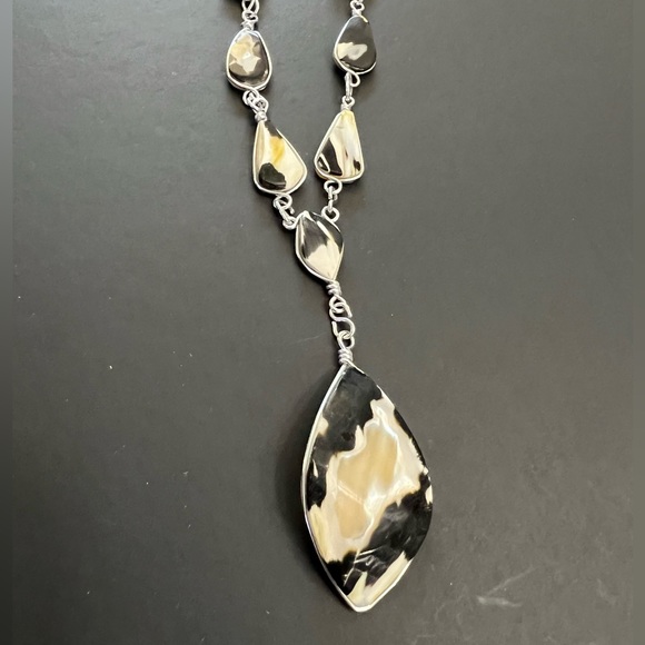 Gorgeous set of necklace, bracelet and earrings… and it’s reversible! - Picture 6 of 7